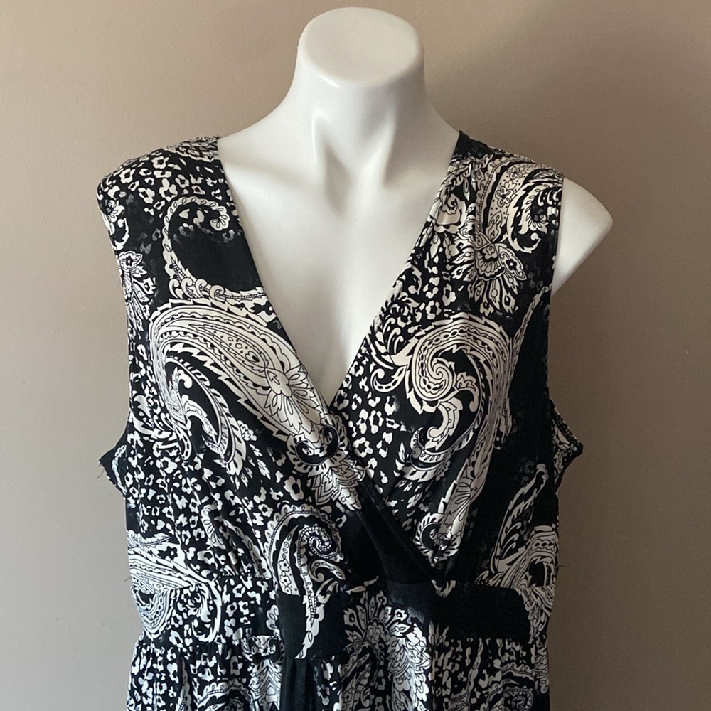 NY Collection Women’s Paisley Black And White Sleeveless Maxi Dress Plus Size 2X - Picture 2 of 7